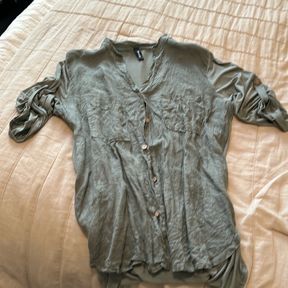 Venti6 linen (front) knit (sleeves and reverse) army green S/M top